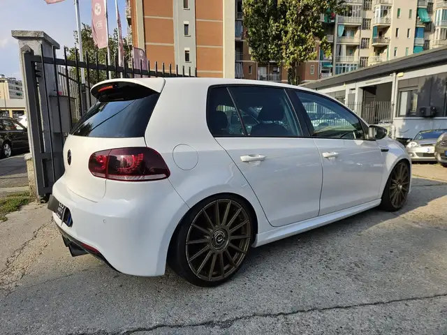 Volkswagen Golf view 4