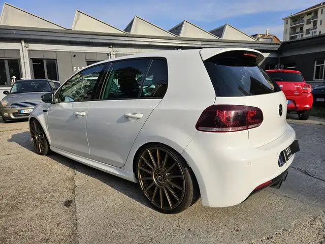 Volkswagen Golf view 6