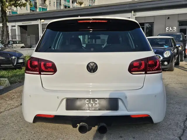Volkswagen Golf view 5