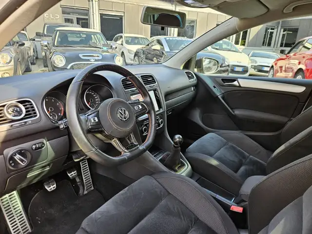 Volkswagen Golf view 7