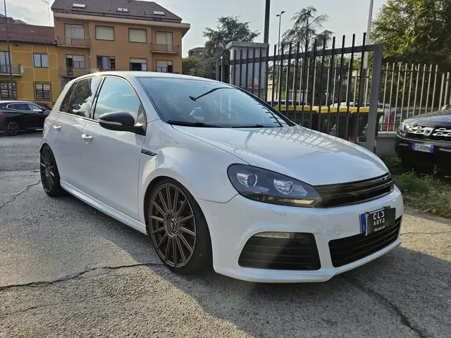 Volkswagen Golf view 3