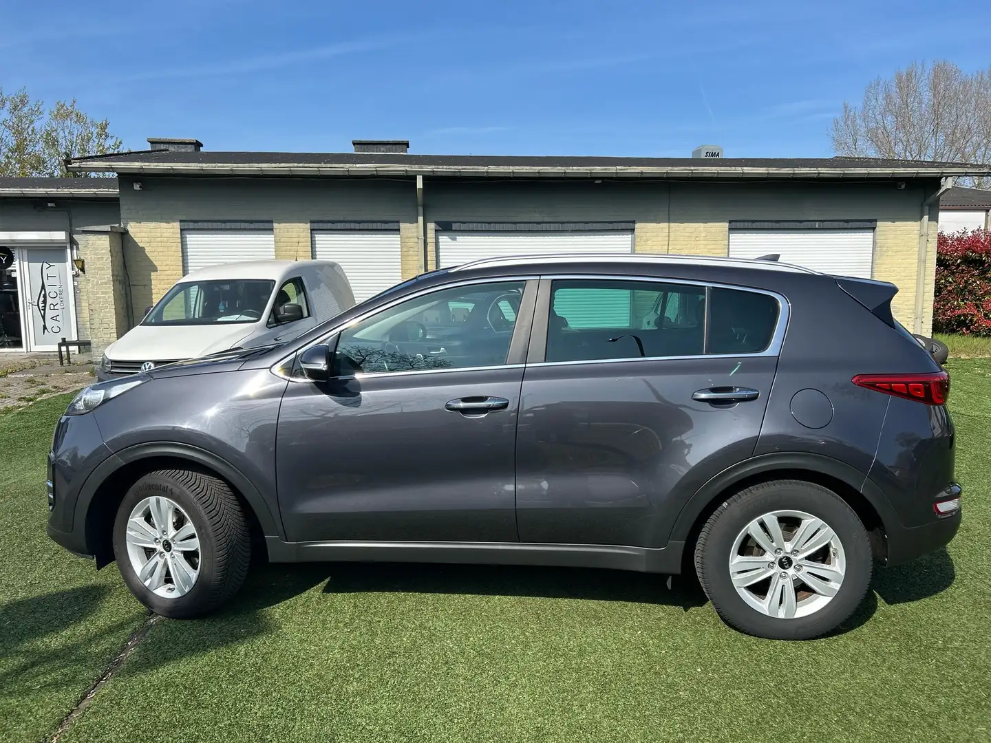 Kia Sportage *89.900KM*2018*1 EIGENAAR*OHB*CAMERA*NAVI*AIRCO Gris - 2