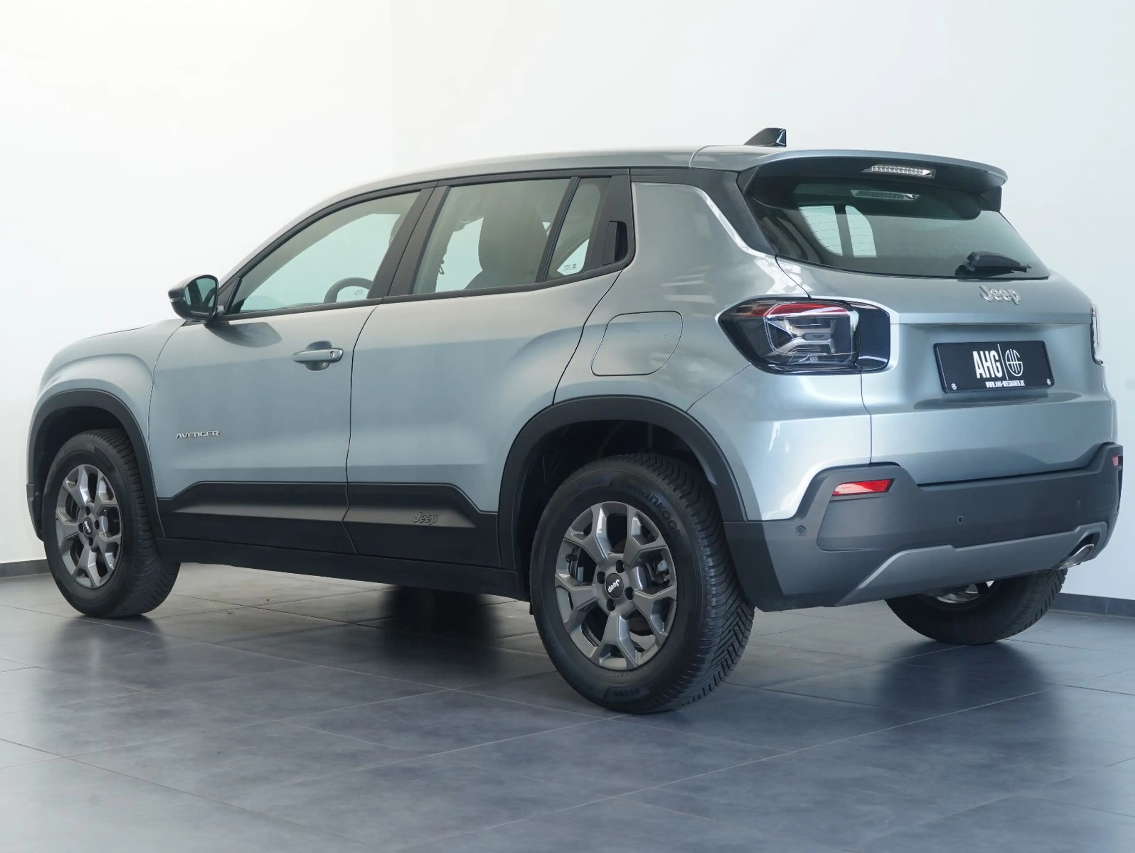 Jeep Avenger 1.2 T-GDI Longitude — photo 4