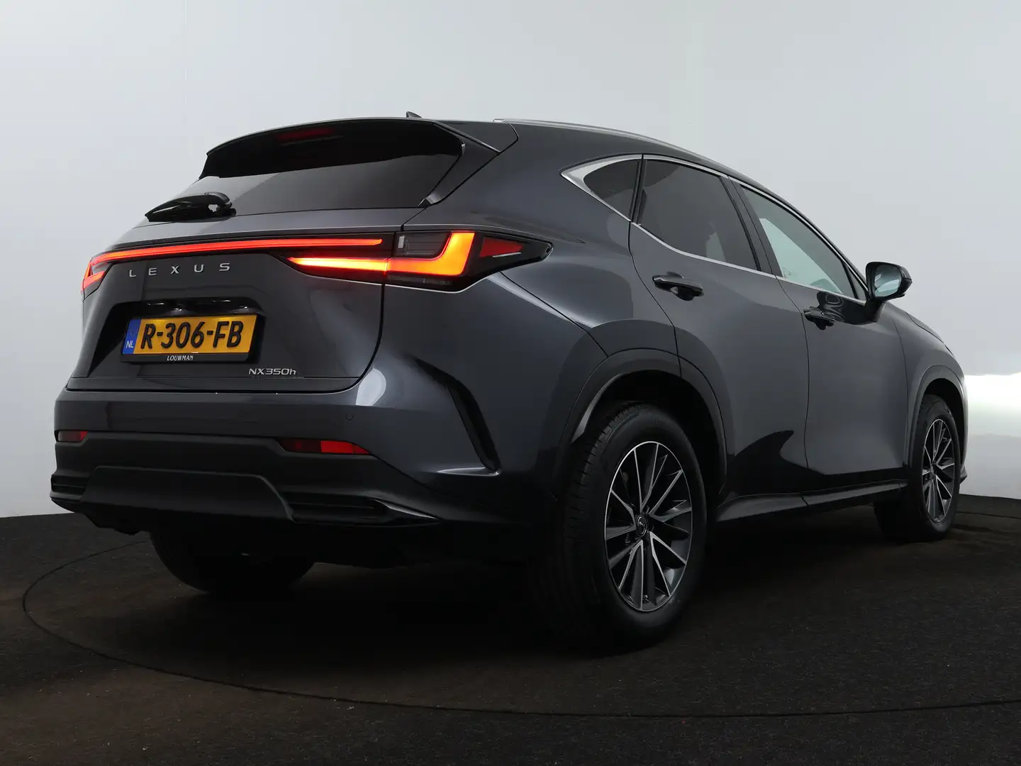 Lexus NX 350h AWD Launch Edition | Head-up Display | Stoelverwar Grau - 2