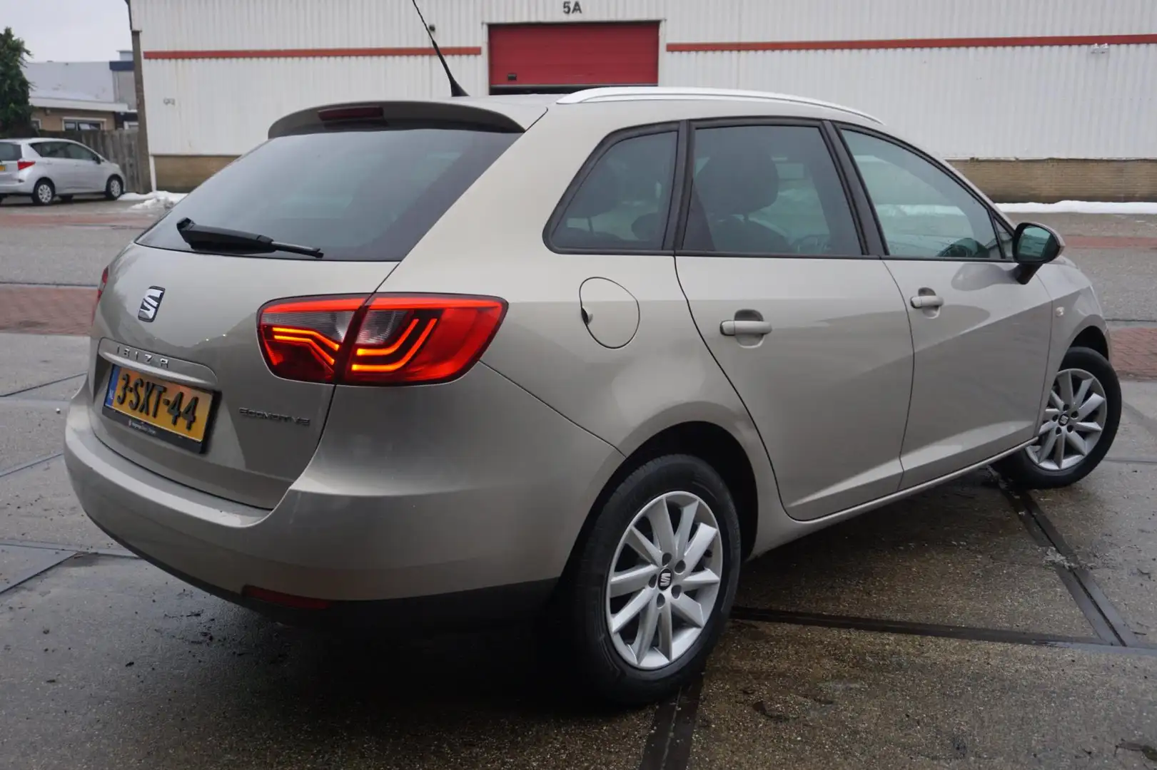 SEAT Ibiza ST 1.2 TDI Businessline High * Airco * Beige - 2