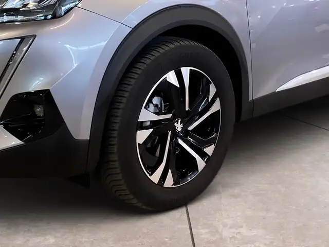 Peugeot 2008 view 15