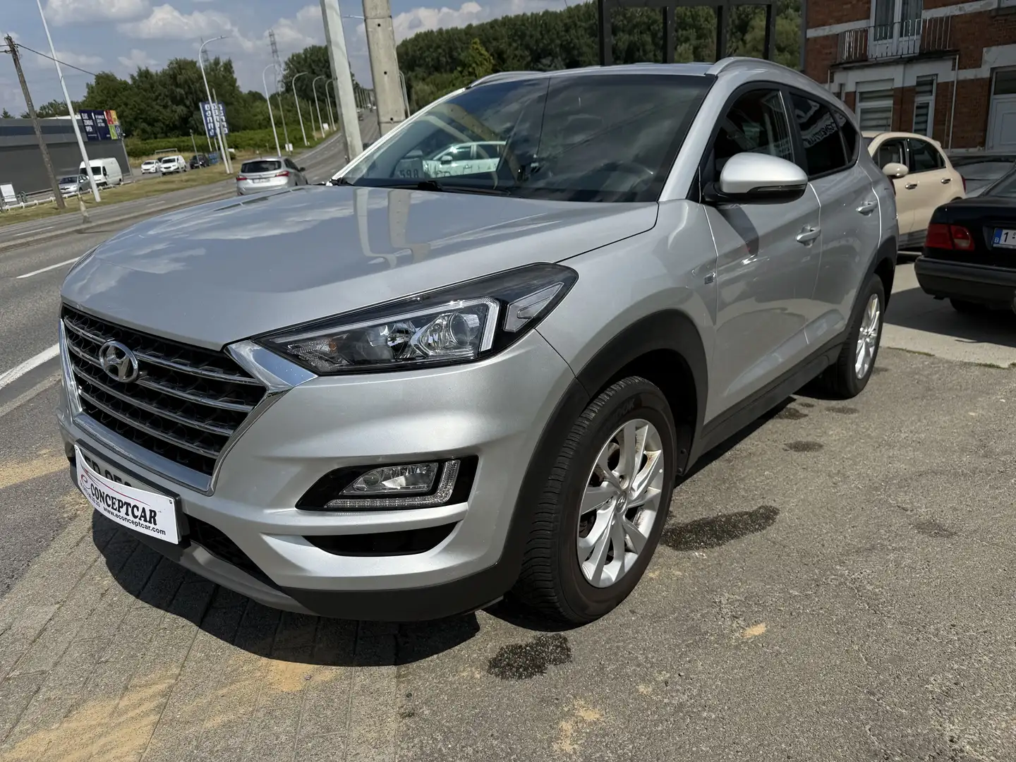 Hyundai TUCSON 1.6 CRDi Shine N-Line DCT Zilver - 1