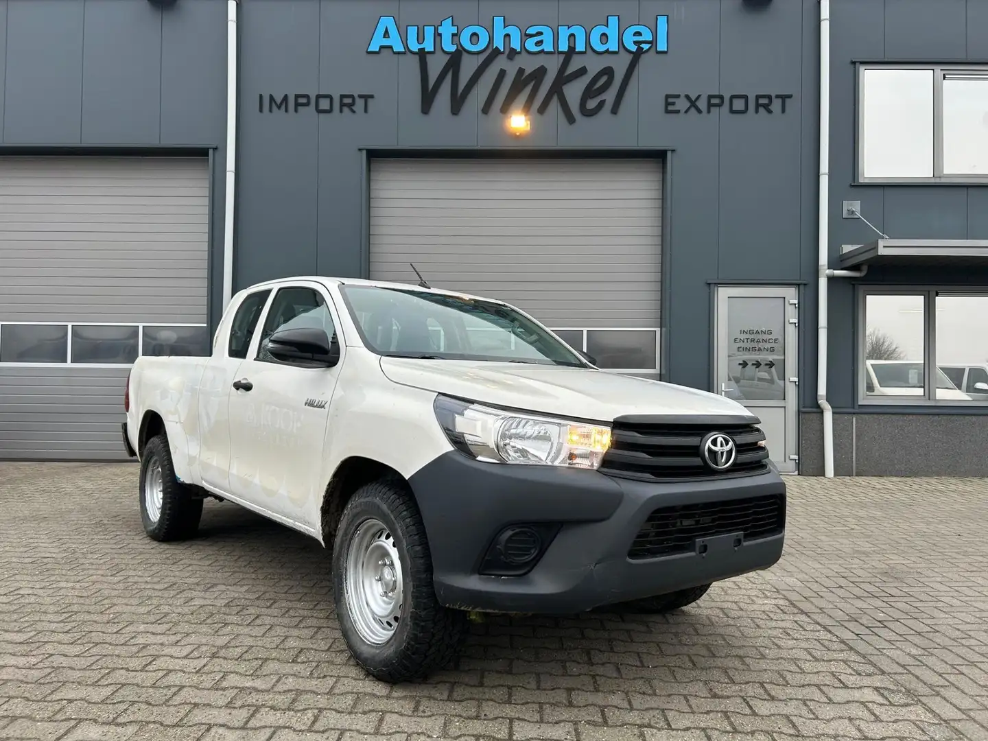 Toyota Hilux 2.4 D4D 4X4 1.5 CAB AIRCO NETTO PRICE Wit - 1