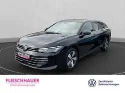 Volkswagen Passat 1.5 eTSI DSG AHK klap. Navi VC Memory Sitze 360 Ka