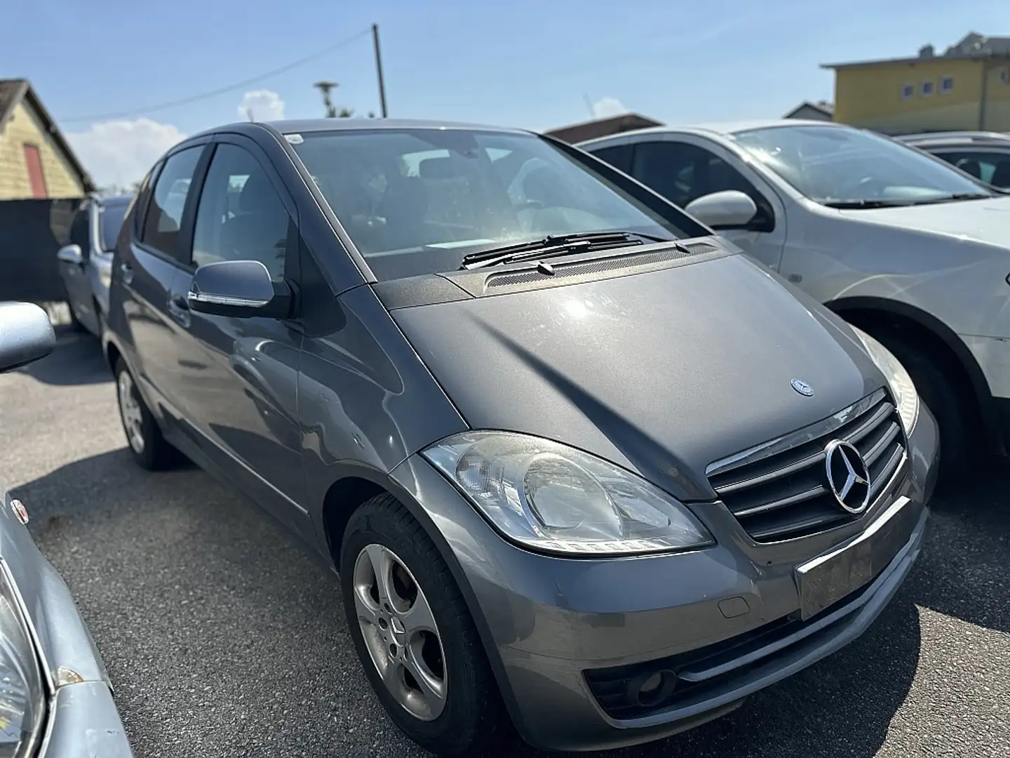 Mercedes-Benz A 150 Grey - 2