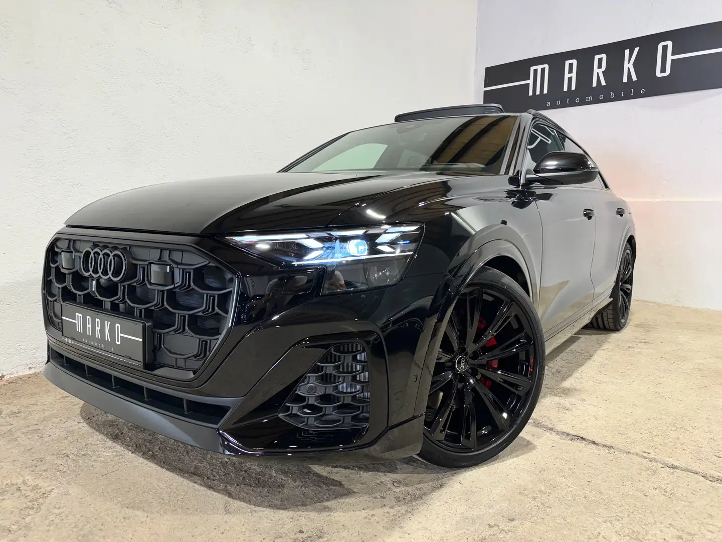 Audi Q8 55 TFSI e quattro "Ahk, Pano, Acc, uvm." Nero - 1