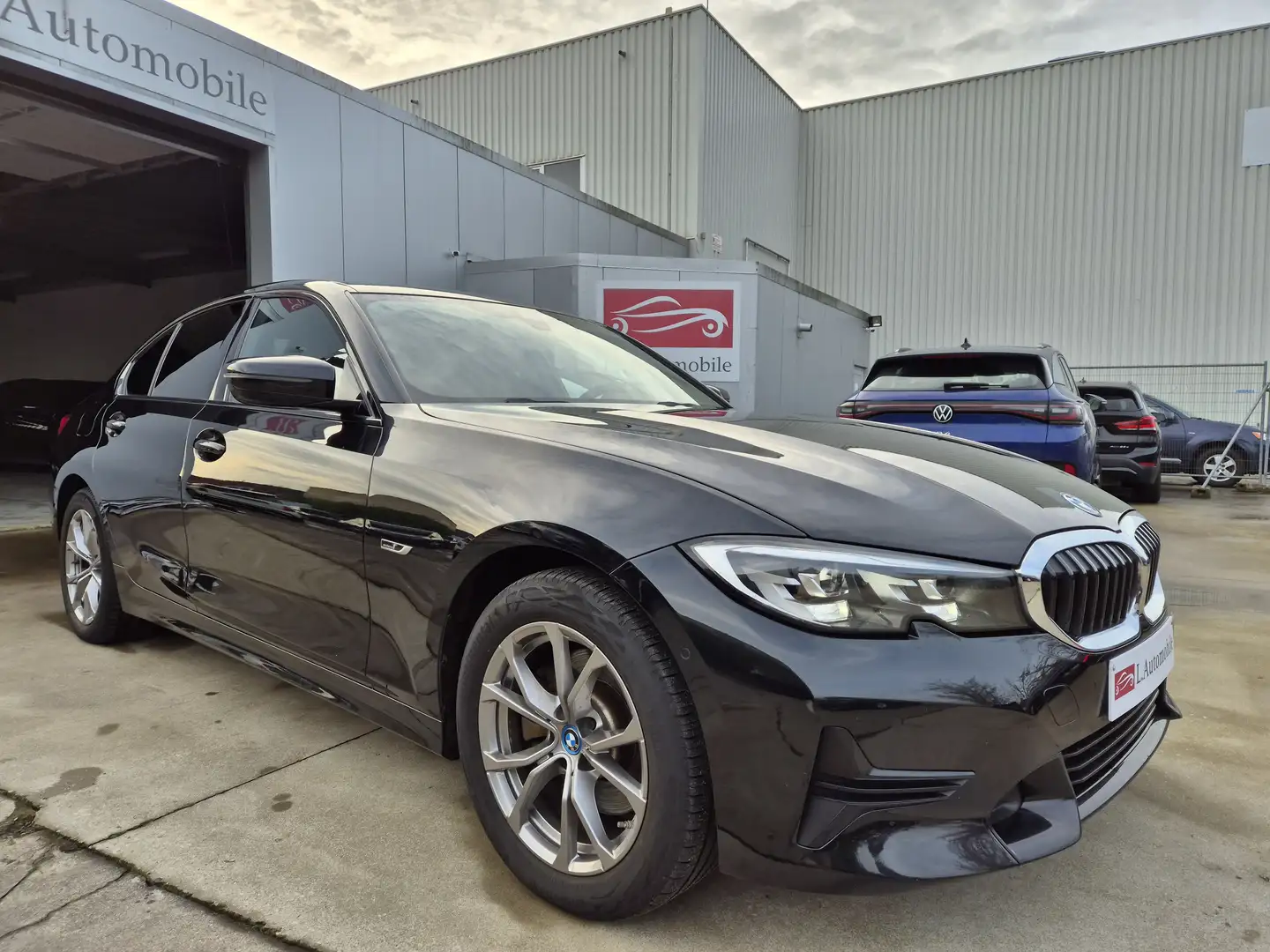 BMW 320 eA // SPORT LINE // PHEV HYBRIDE // 84.734 KM ! Noir - 2