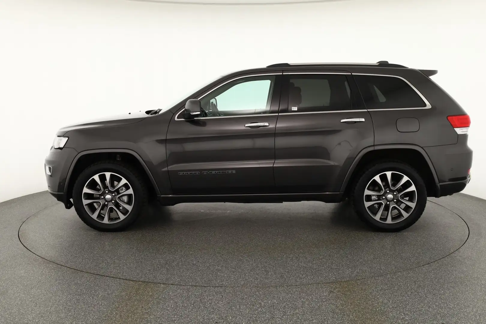 Jeep Grand Cherokee 3.0 CRD Overland 4x4 Bi-Xenon AHK Grau - 2