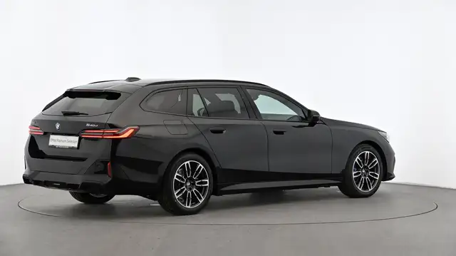 BMW M view 5