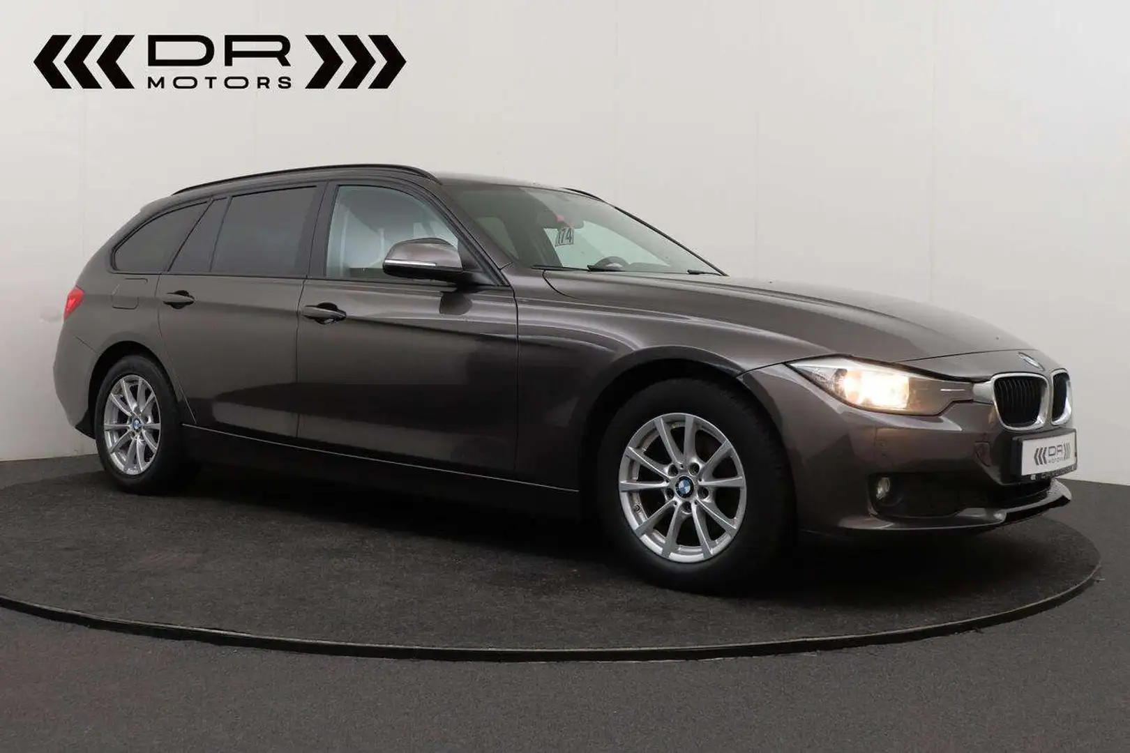 BMW 318 d Touring - LEDER - NAVIGATIE Brun - 2
