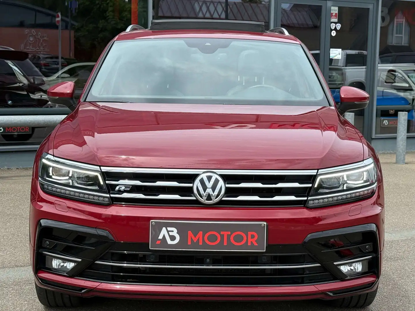 Volkswagen Tiguan Allspace 2.0 TDi R-LINE 7PL DSG 110KW ACC PANO CAM360 FULL Rouge - 2