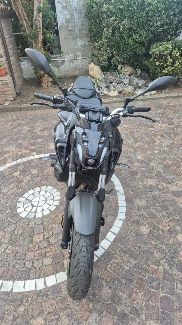 Yamaha MT-07 Nero - 2