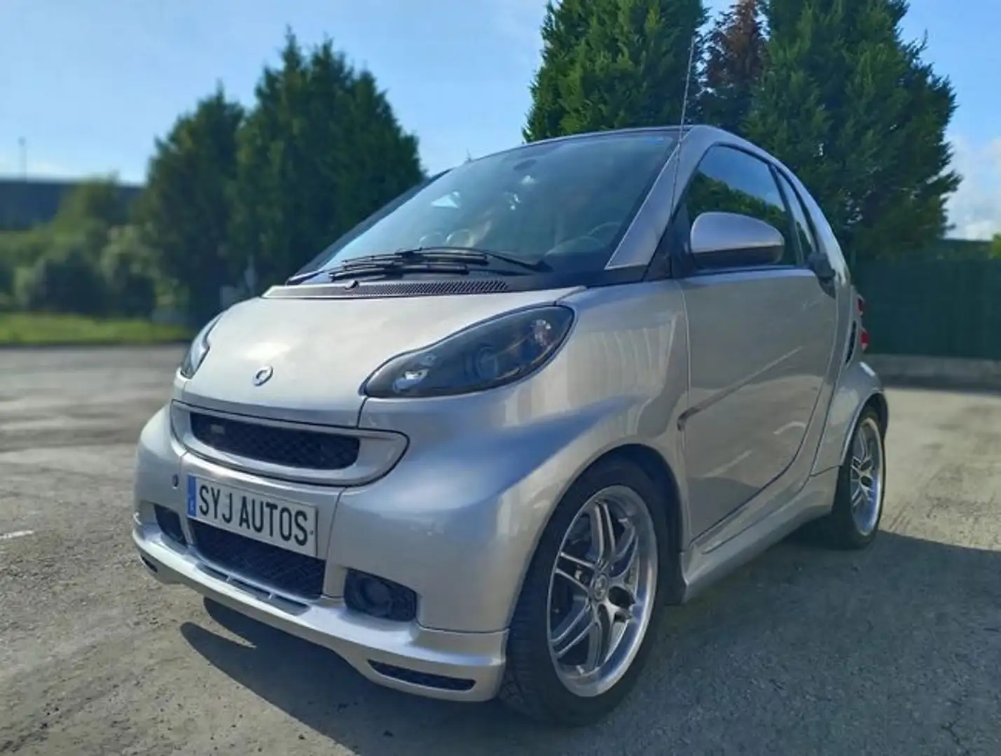 smart forTwo BRABUS Plateado - 1