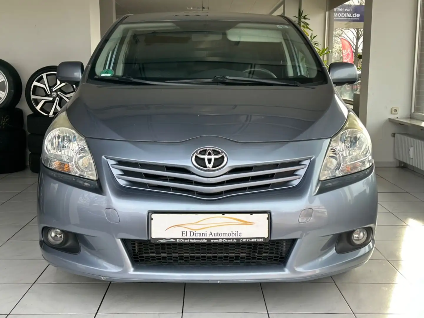 Toyota Verso 2.2 D-4D Life Automatik/TÜV NEU/Temp/Klima Blauw - 2