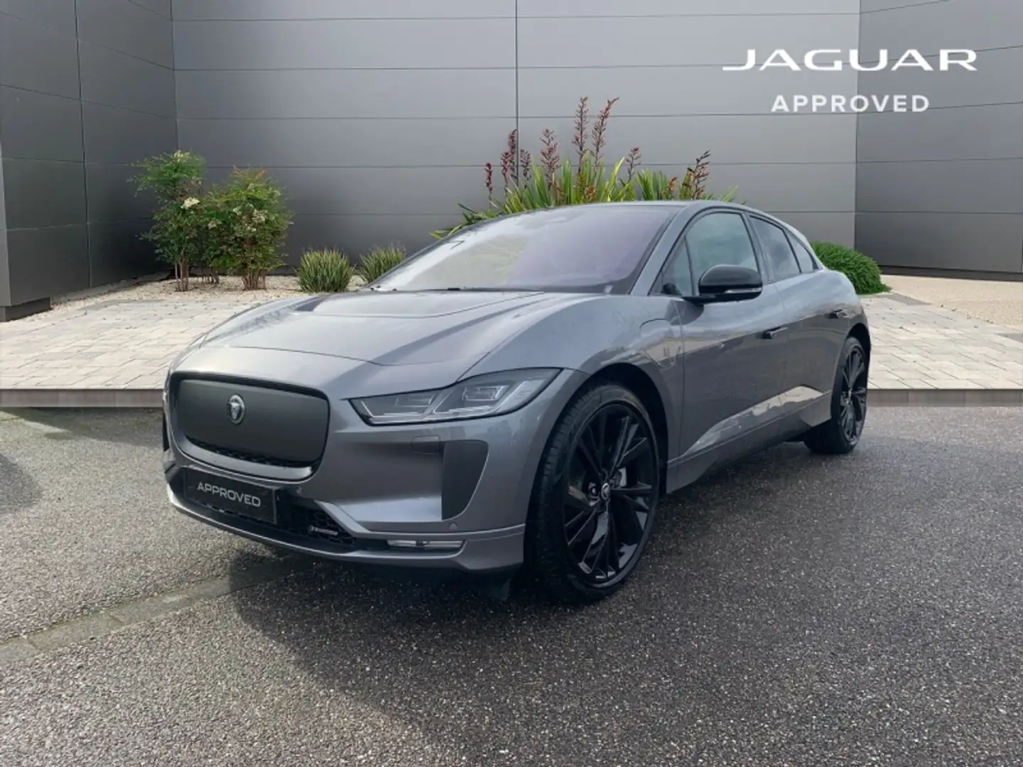 Jaguar I-Pace EV400 R-Dynamic HSE AWD - 1