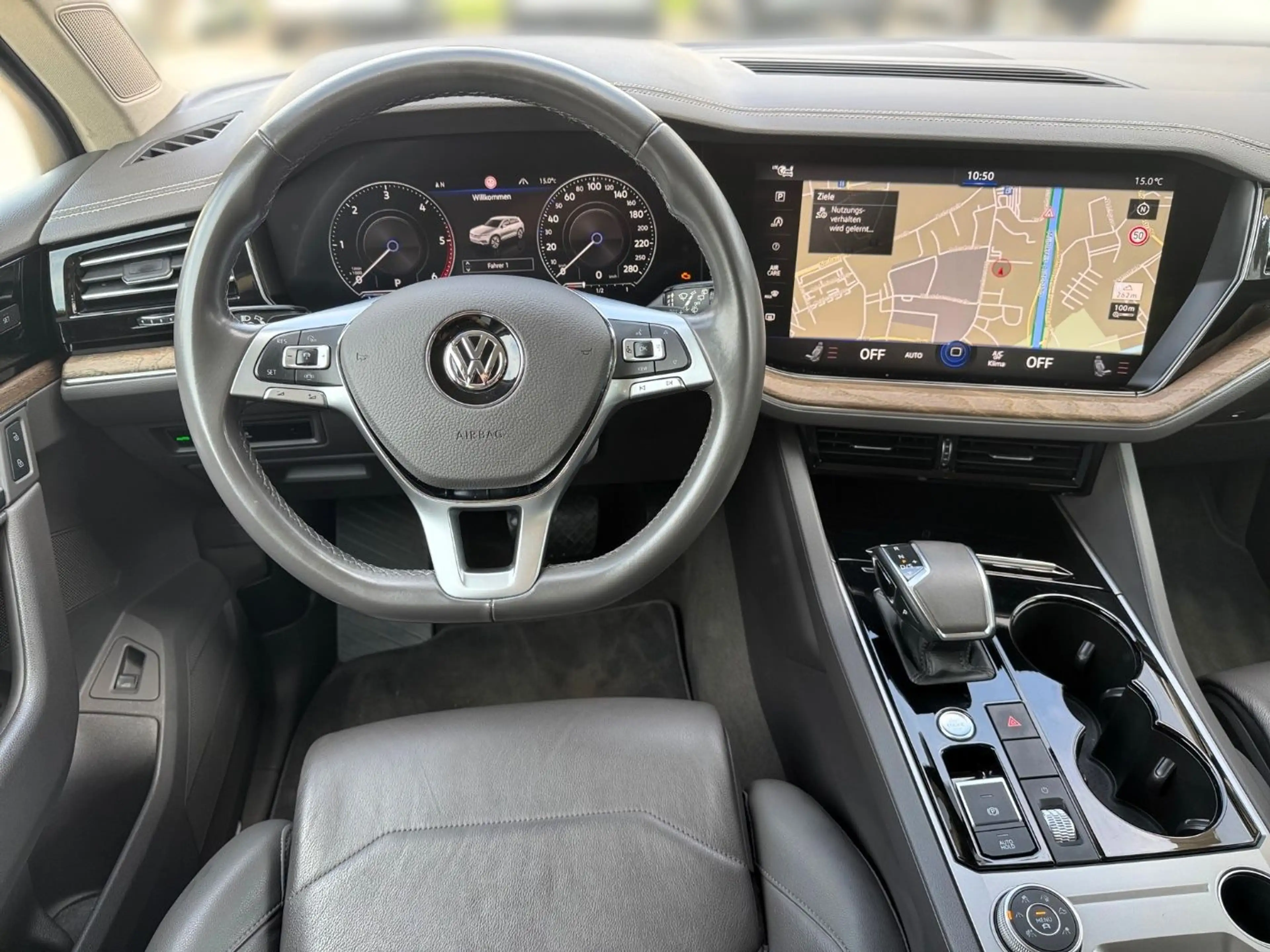 Volkswagen Touareg 3.0 V6 TDI 4Motion Atmo. *ERSTBESITZ* — photo 9