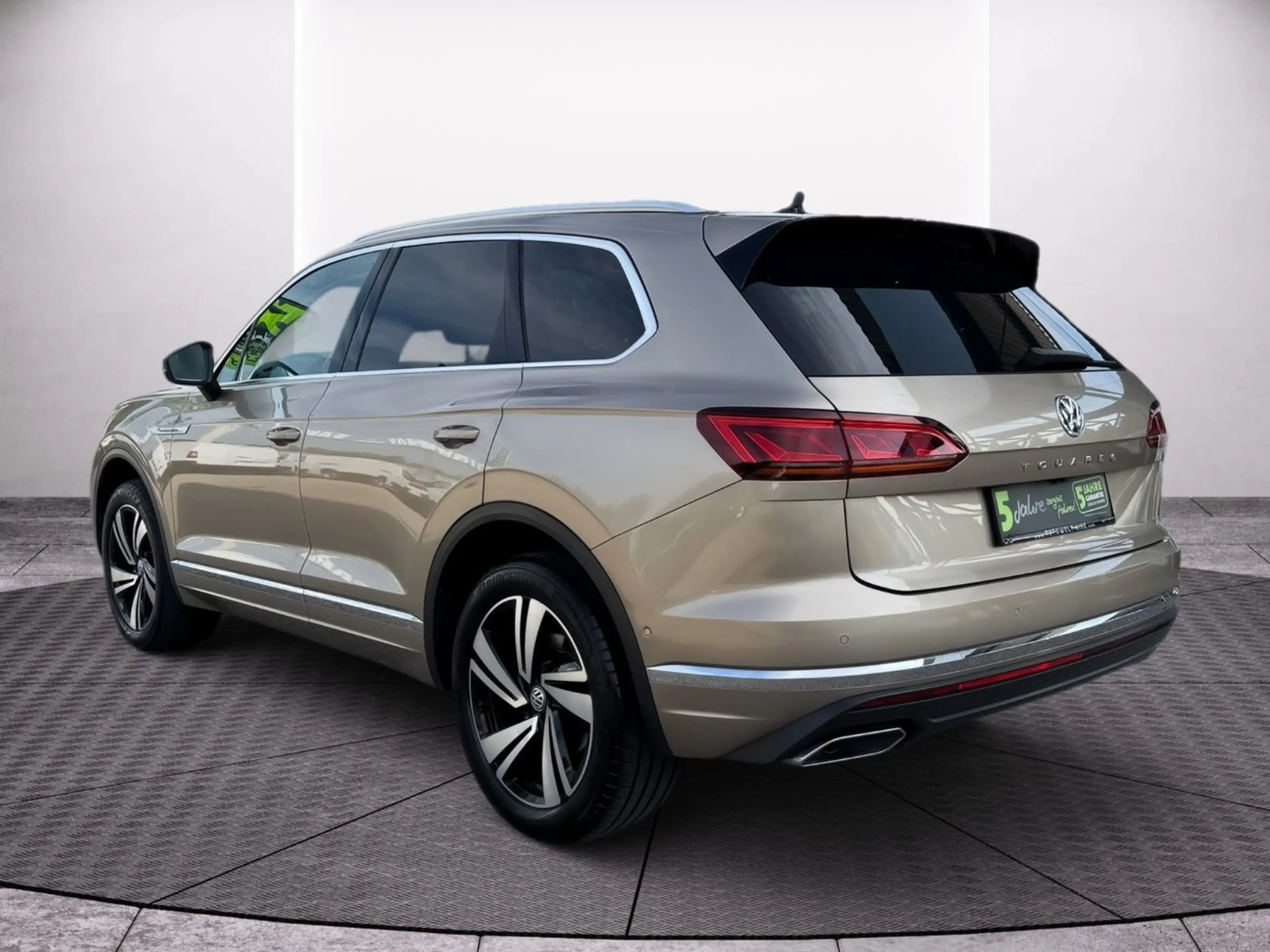 Volkswagen Touareg 3.0 V6 TDI 4Motion Atmo. *ERSTBESITZ* — photo 4