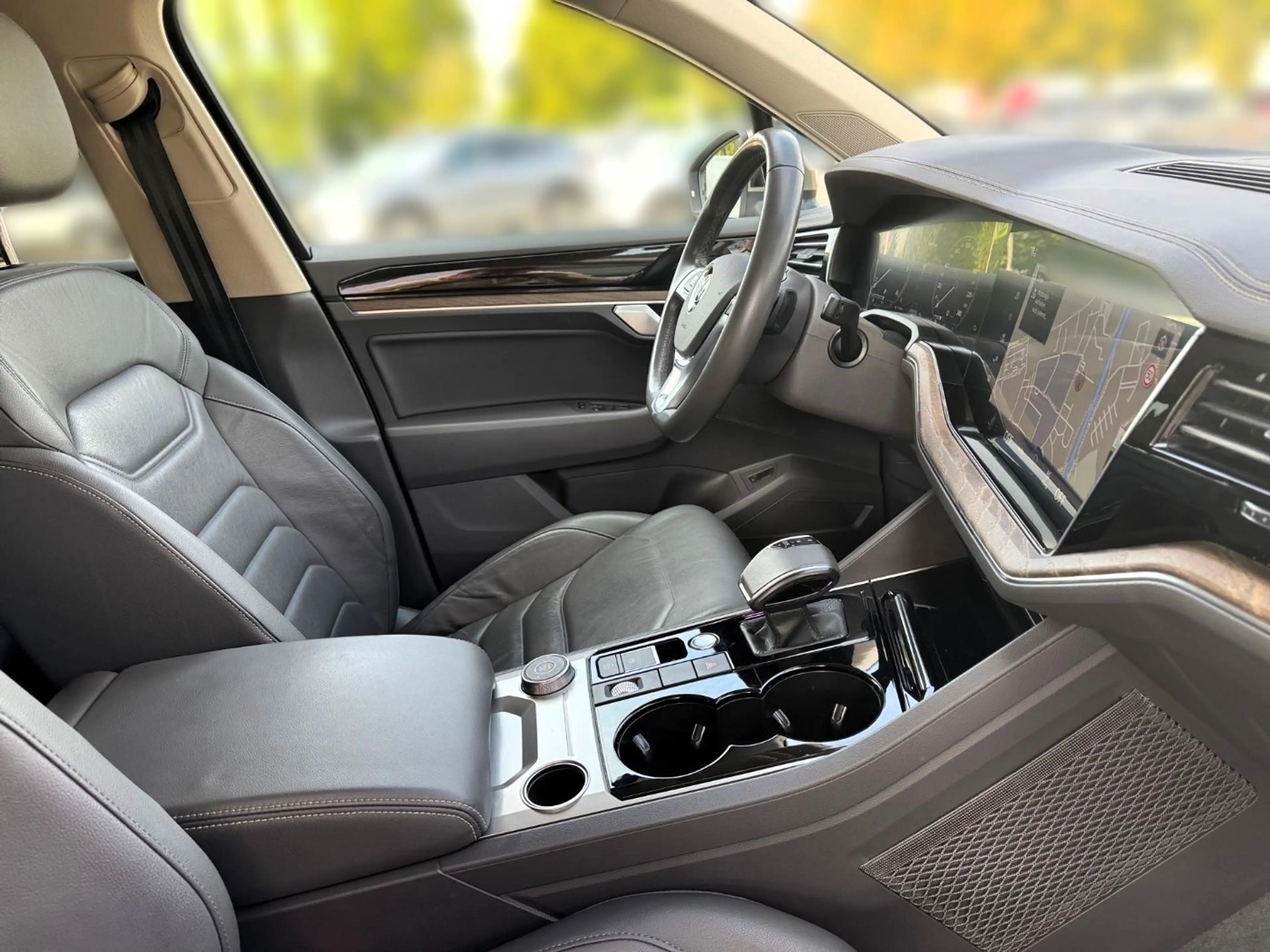 Volkswagen Touareg 3.0 V6 TDI 4Motion Atmo. *ERSTBESITZ* — photo 11