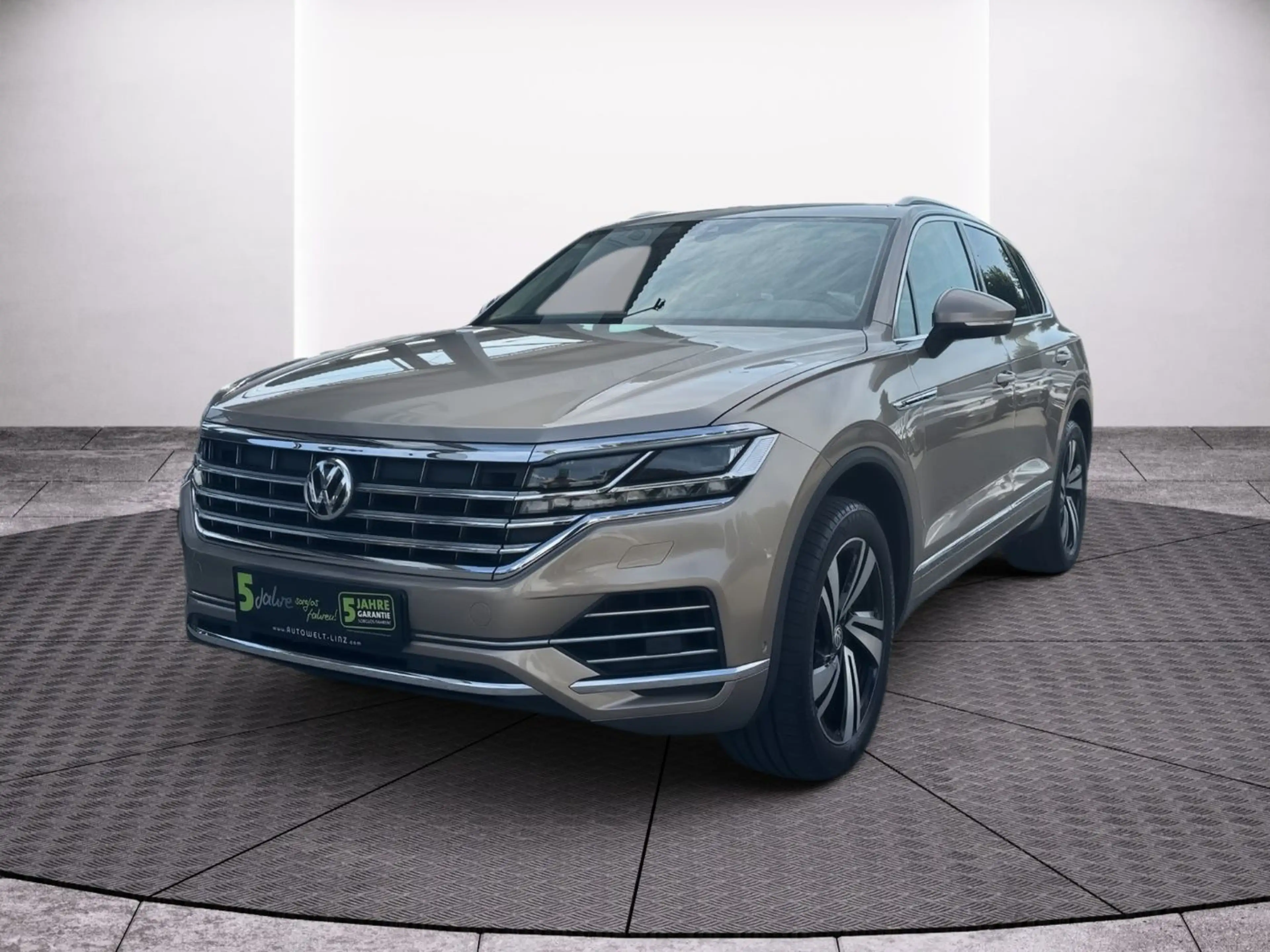 Volkswagen Touareg 3.0 V6 TDI 4Motion Atmo. *ERSTBESITZ* — photo 2