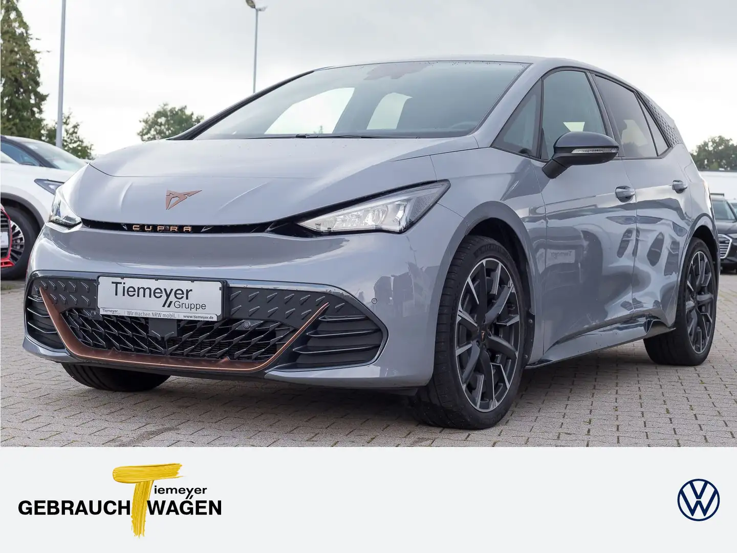 CUPRA Born 170kW e-BOOST LM20 BETAS 360° ASSIST Grau - 1