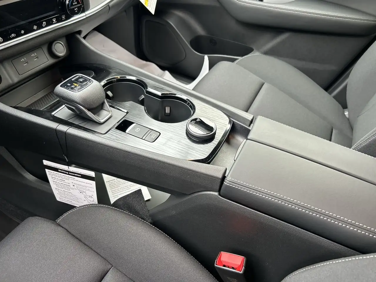 Nissan Rogue photo Nissan Rogue