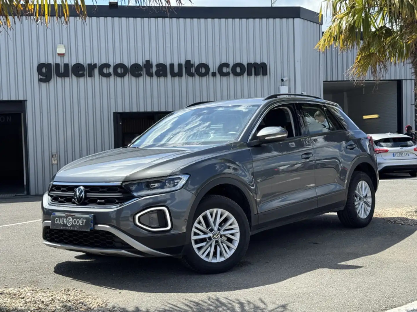 Volkswagen T-Roc 2.0 TDI 116CH LIFE BUSINESS Gris - 2