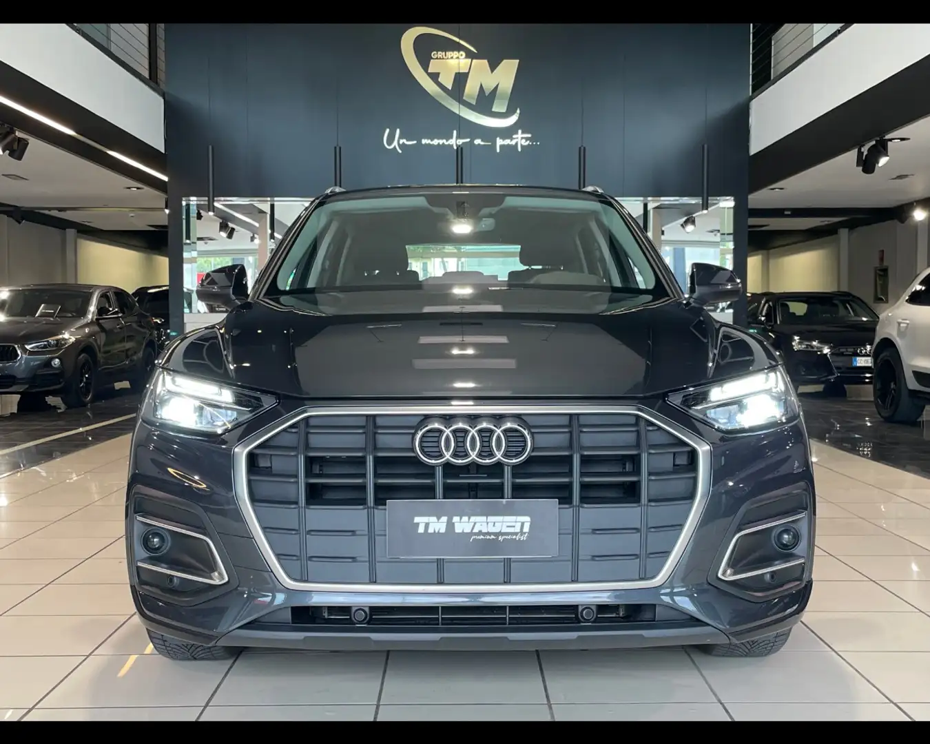 Audi Q5 35 TDI 163CV S tronic BUSINESS PLUS 2022 Сірий - 2