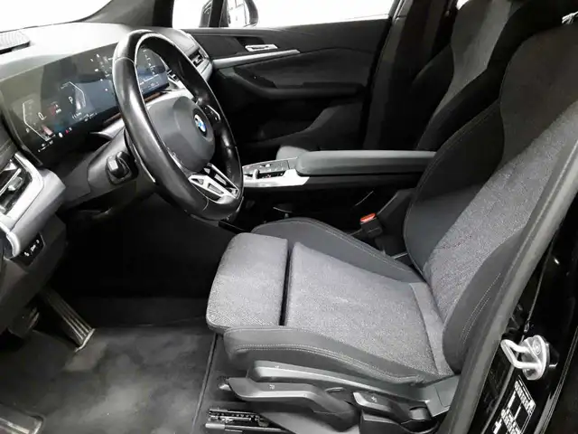 BMW 2 Series view 7