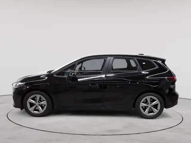 BMW 2 Series view 6