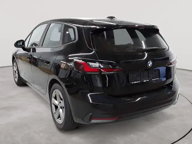 BMW 2 Series view 5
