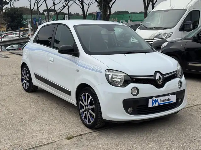 2016 Renault Twingo in White for sale