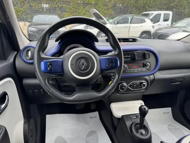 Renault Twingo view 5