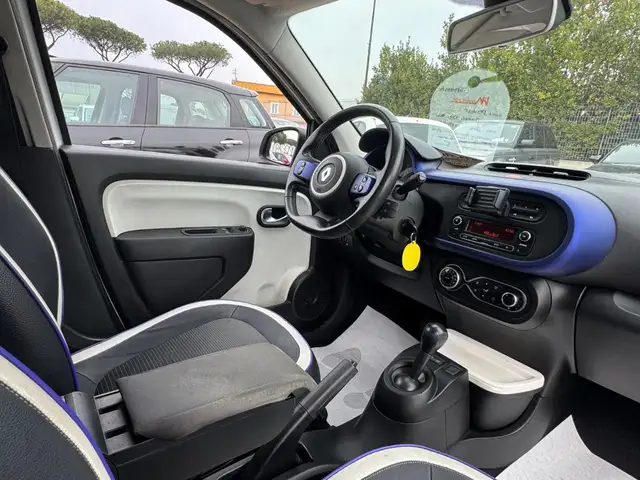 Renault Twingo view 8