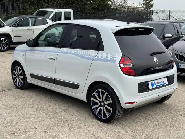 Renault Twingo view 3
