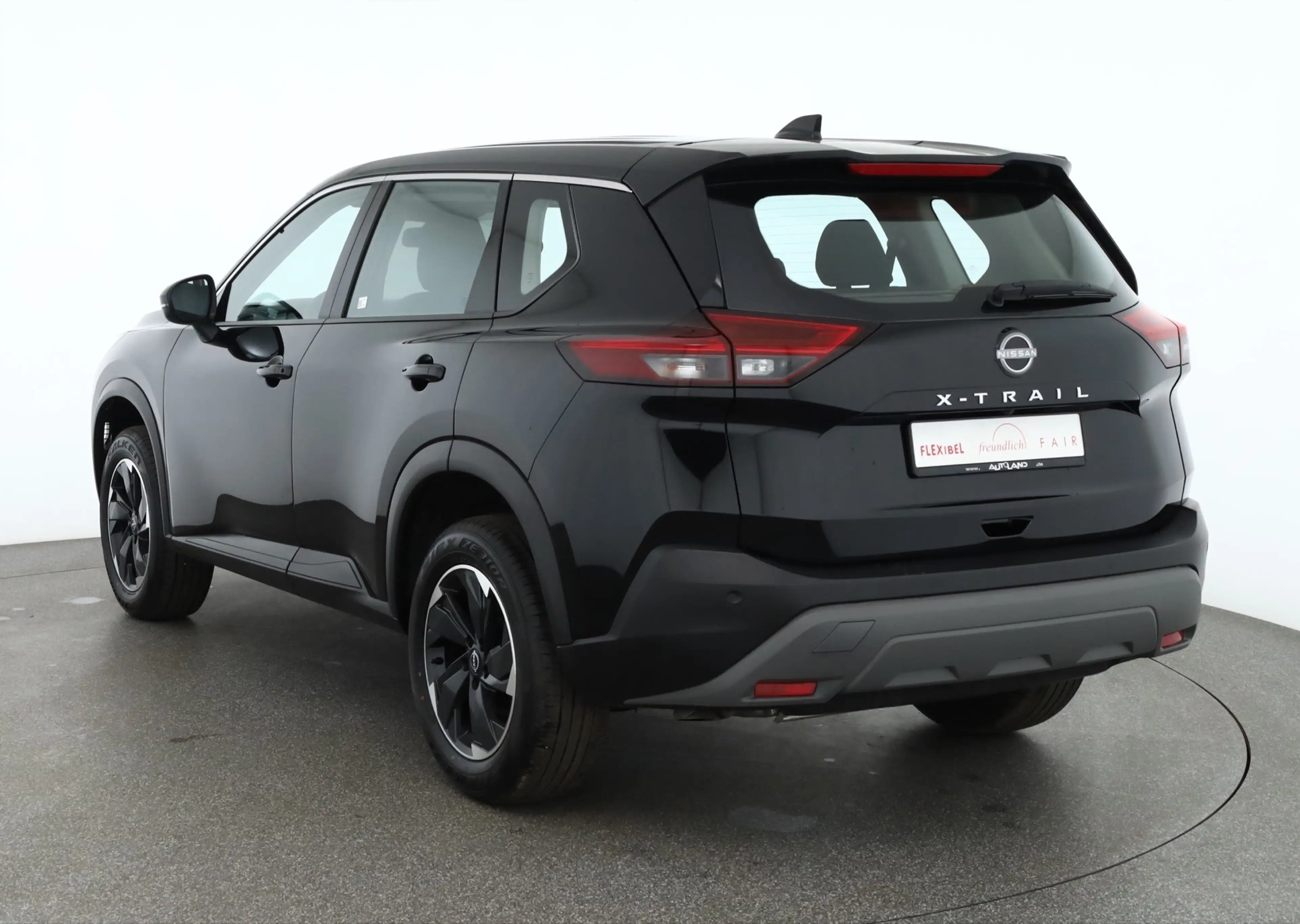 Nissan X-Trail 1.5 VC-T mHev Acenta Aut. LED ACC Kamera — photo 3