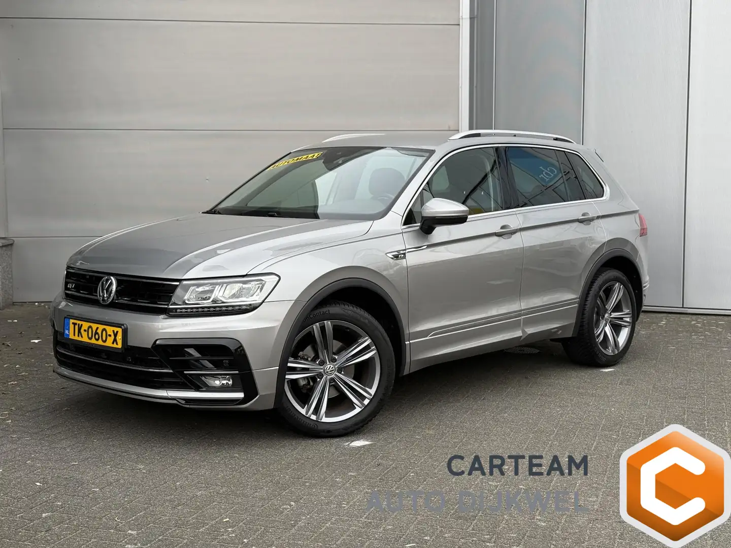 Volkswagen Tiguan 1.4 TSI 4Motion Highline R-line Grijs - 1