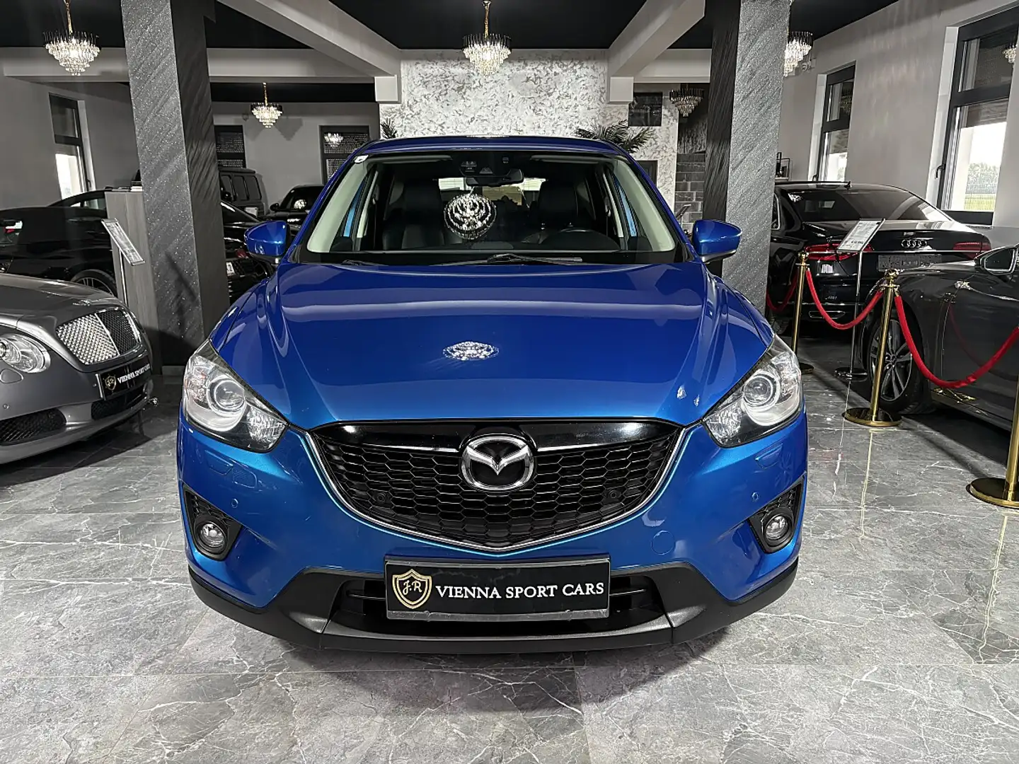 Mazda CX-5 2,0i AWD Revolution Aut.*WENIG-KM*TOP-AUSSTATUNG* Blau - 2