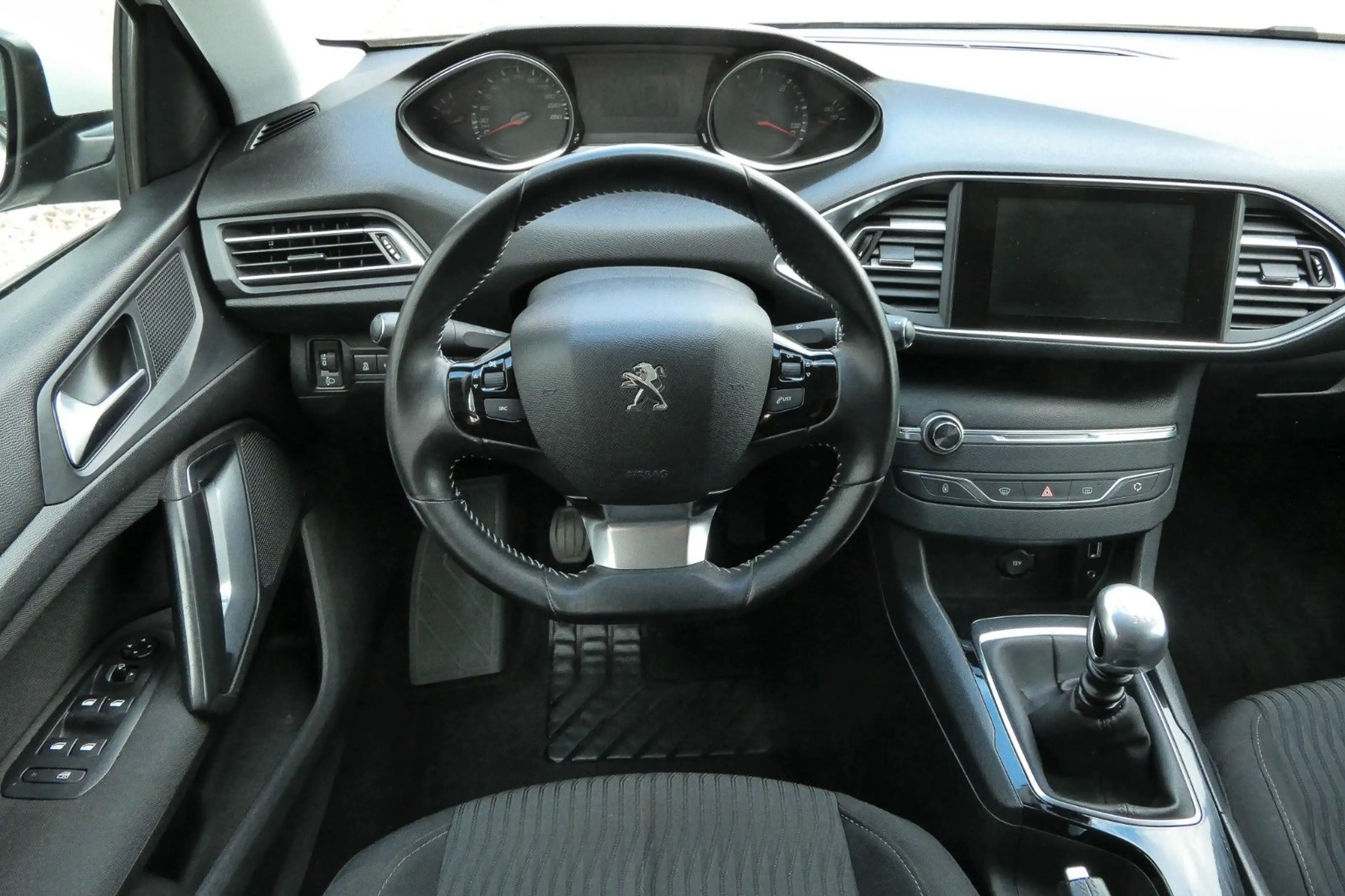 Peugeot 308 SW Active BlueHDi *Navi*Kamera* — photo 10