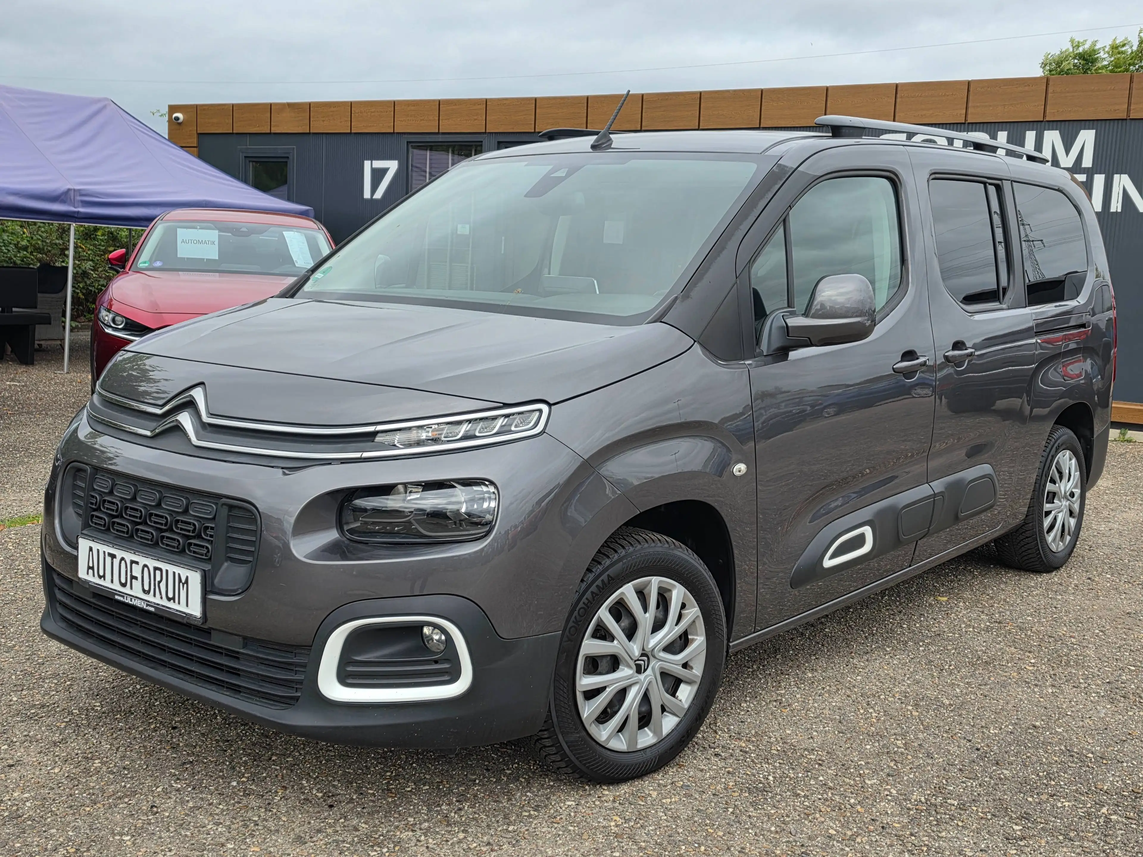 Citroen Berlingo Feel XL Pure tech 110 1.2 Großraumlimouine 5 Sitzer
