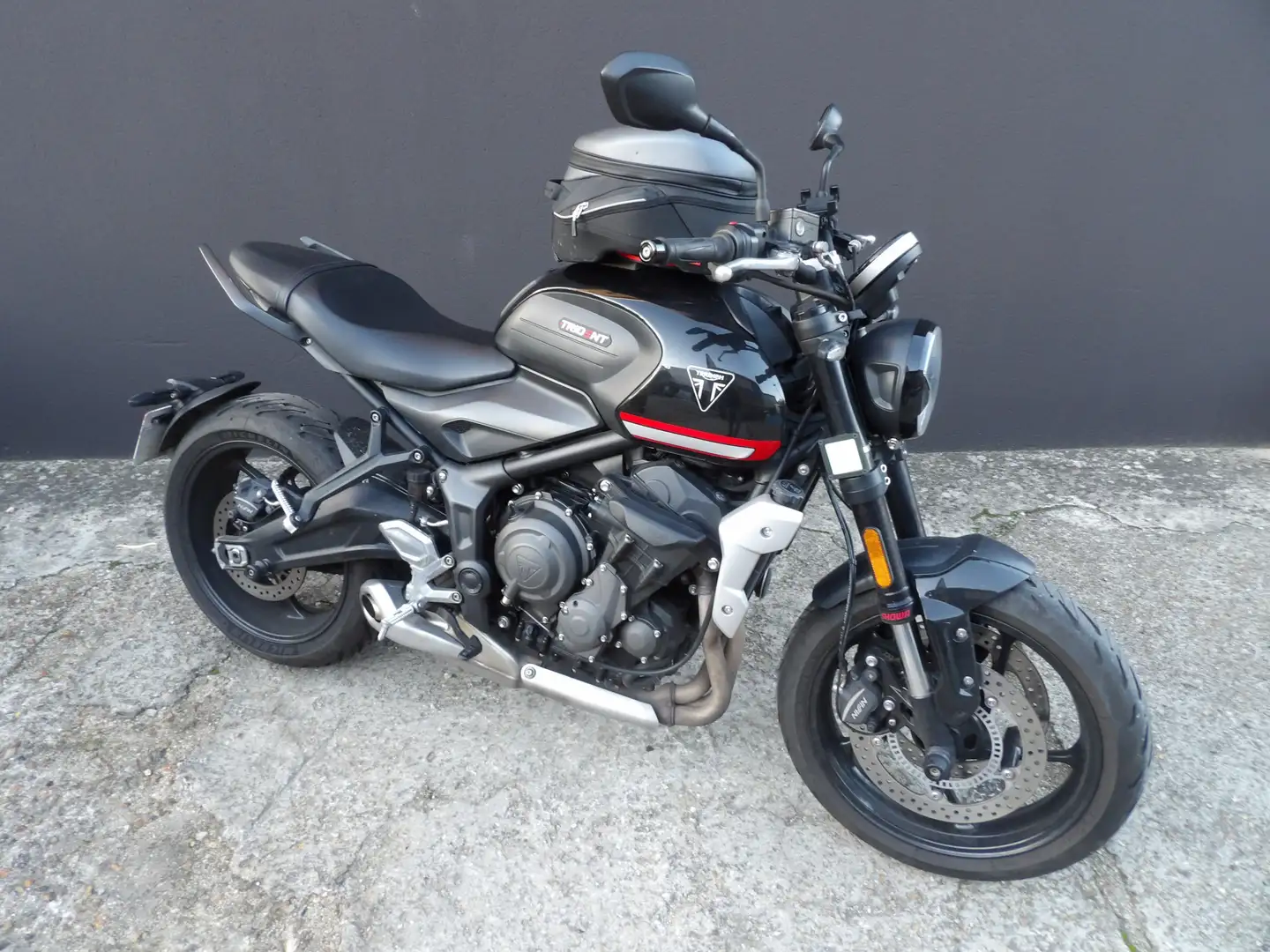 Triumph Trident 660 Noir - 1