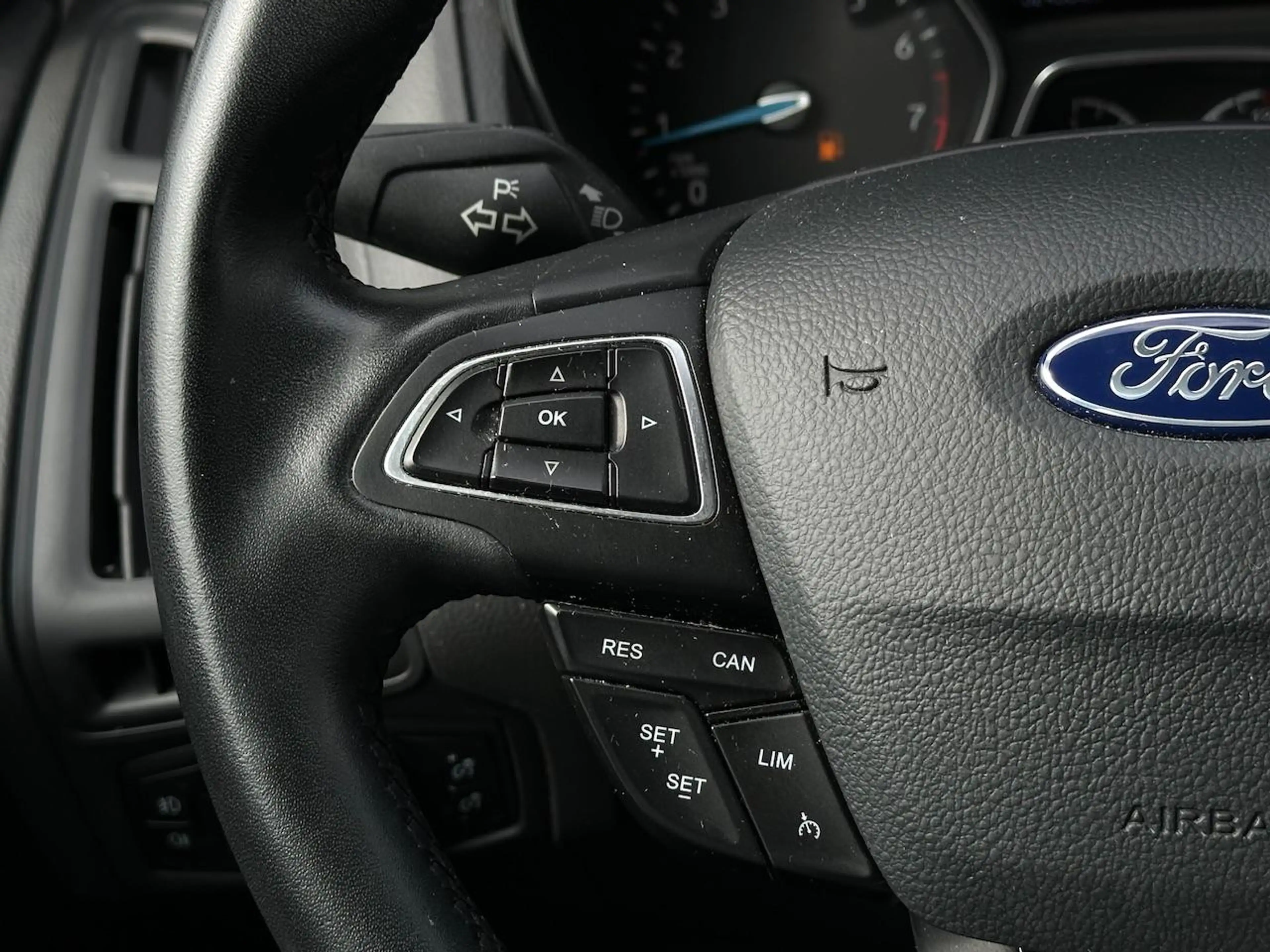 Ford Focus Wagon 1.0T 100pk Edition | Climate control | Navig — photo 15