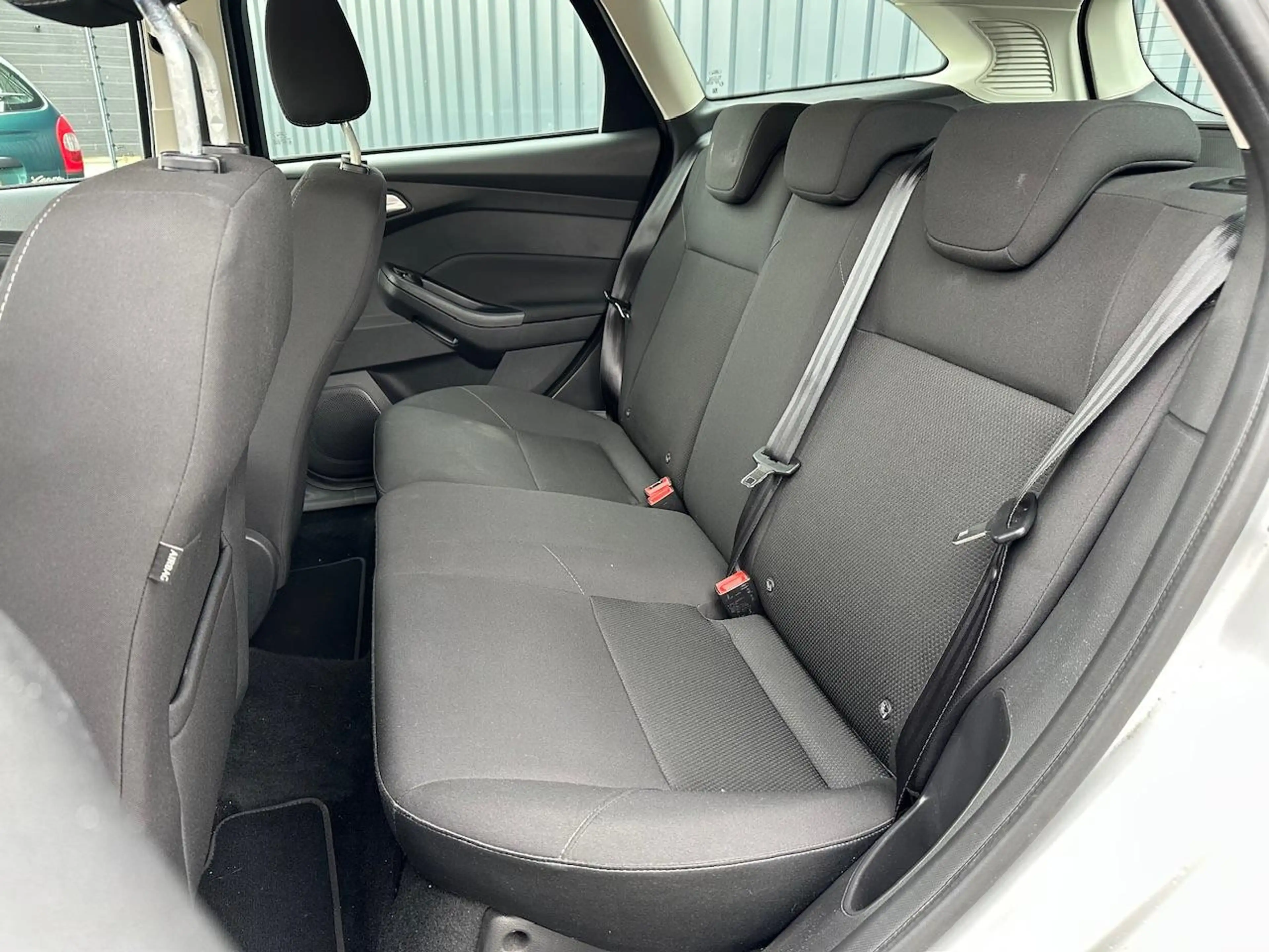 Ford Focus Wagon 1.0T 100pk Edition | Climate control | Navig — photo 13