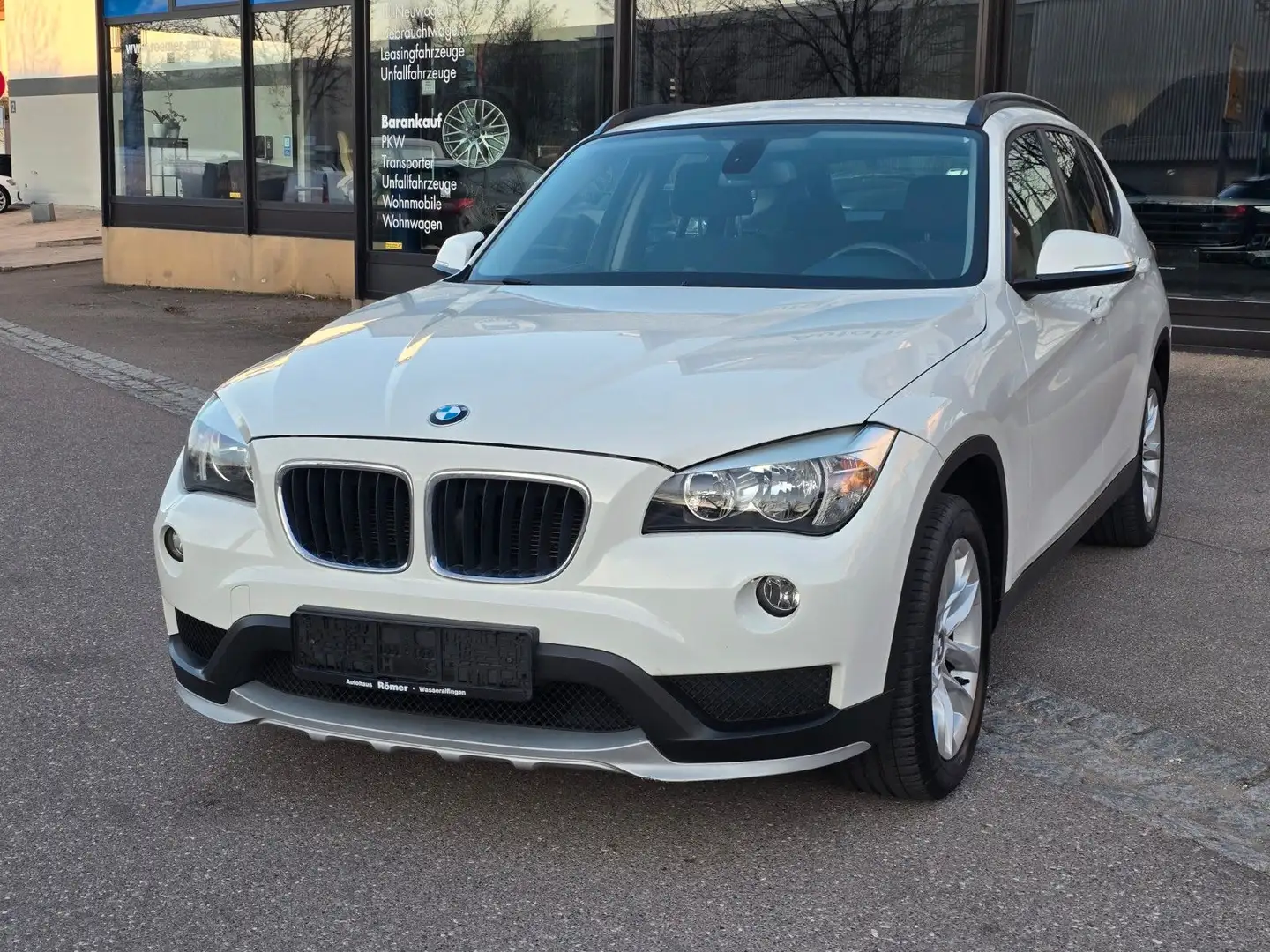 BMW X1 18 d sDrive Klima Tempomat Weiß - 2