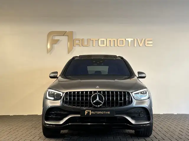 Mercedes-Benz GLC view 3
