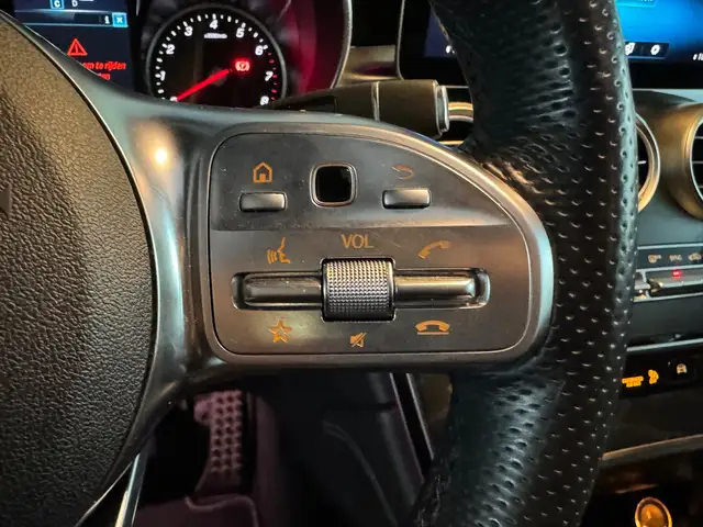 Mercedes-Benz GLC view 12